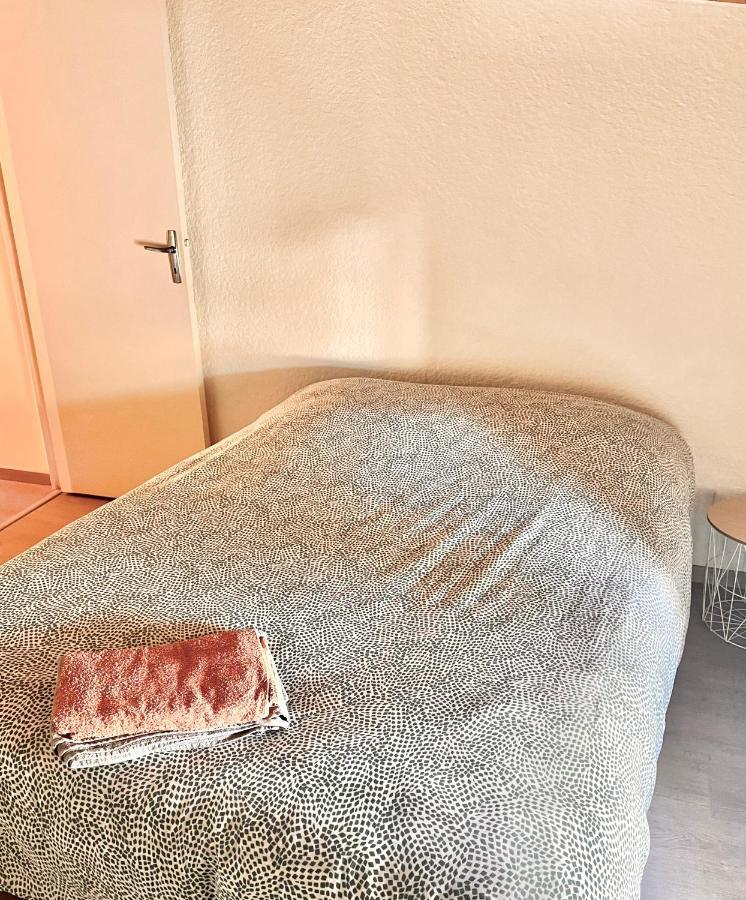 Villa 2 Chambres Proche D'Un Lac Ruelle-sur-Touvre Екстериор снимка